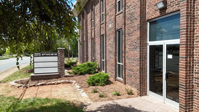 1- Front Entrance (2)