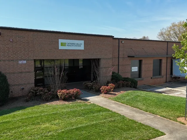 1- Main Listing Photo