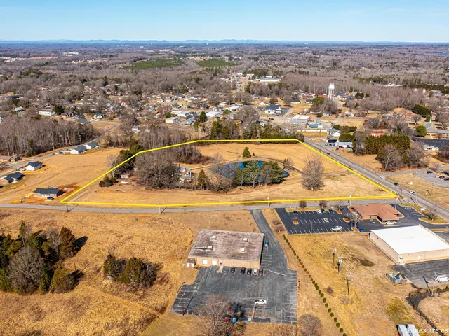 1- Main Listing Photo