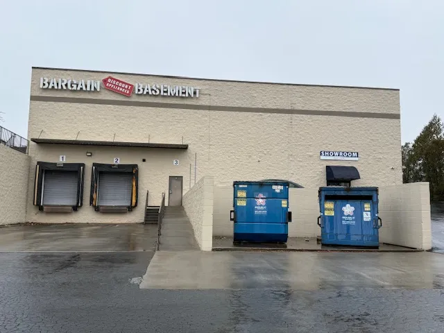 1- Main Listing Photo