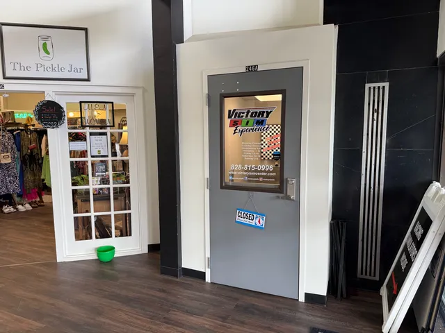 10- Union Sq Interior Entrance