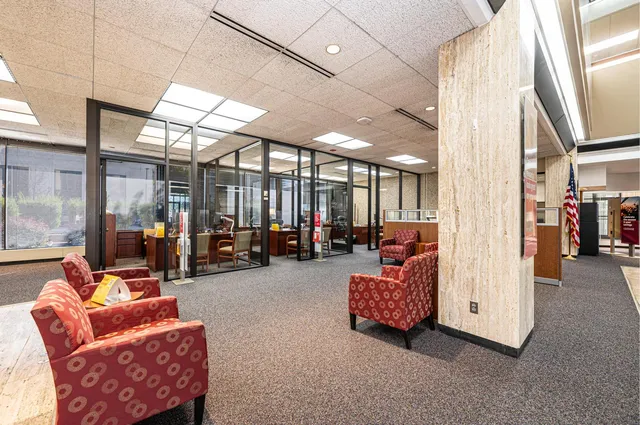 K- Main Level Offices