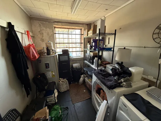 11- Washer-Dryer Room