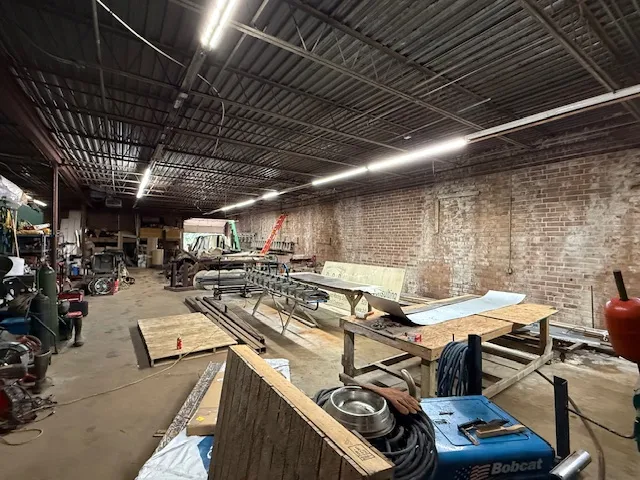 14- Interior Warehouse