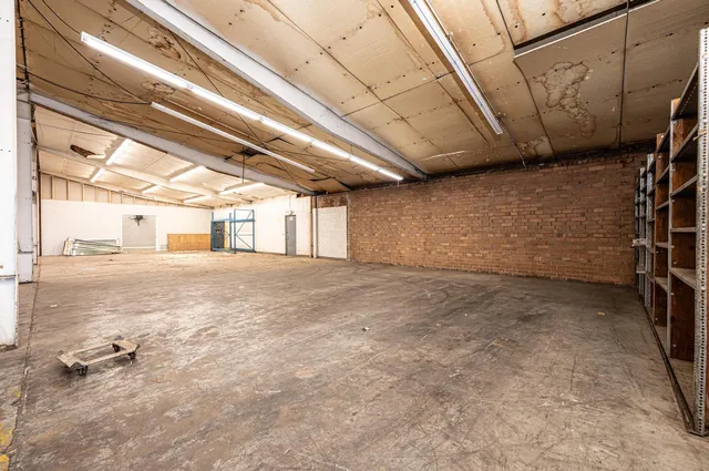 14- Warehouse