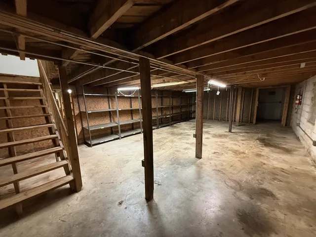 16- Lower Level Storage