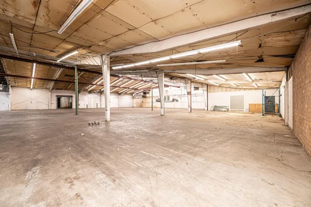 16- Warehouse