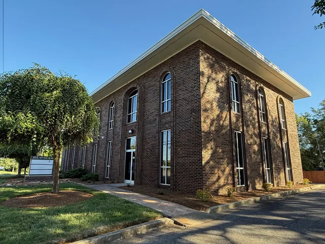 2- Front Entrance 2