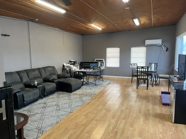 3- Main Room