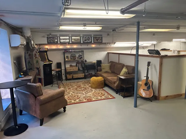 3- Reception-Main Entrance