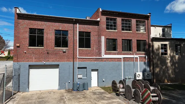 4. Drive-In Door & Entrance