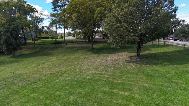 5. Fenced Yard