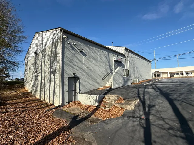 7- Lower Level- Secured