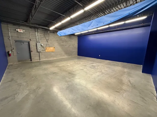 7- Secondary Showroom- Retail to Exit