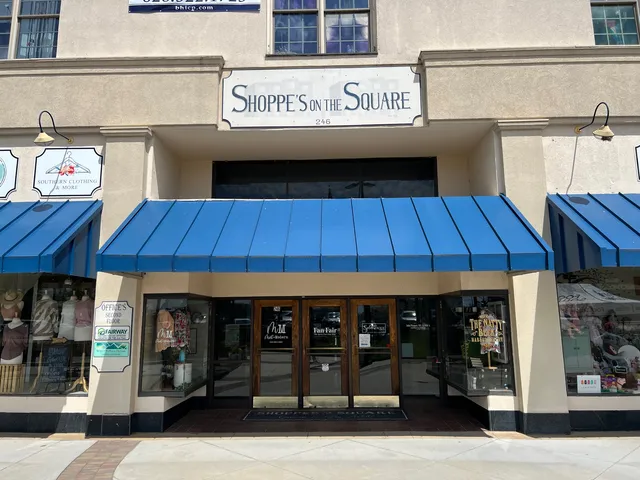 Shoppes on the Square