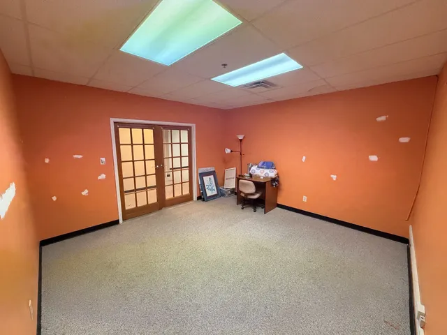 e809b195-4653-48ca-a453-f0d6e0b94585